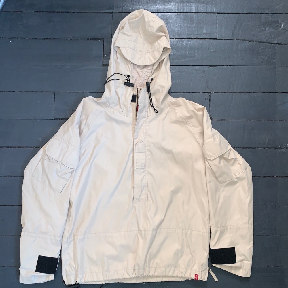Levies Red tab hoodie camper jacket
